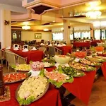 Park Oasi Hotel 4*