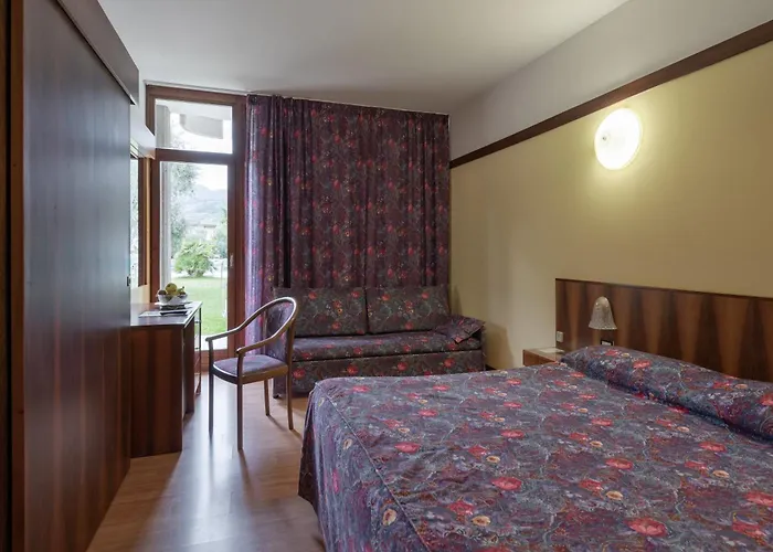 欧亚希公园酒店 4*