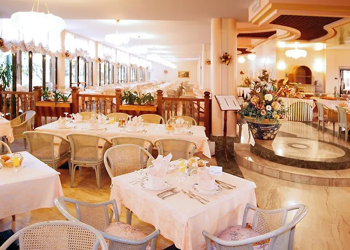 酒店 欧亚希公园酒店 4*