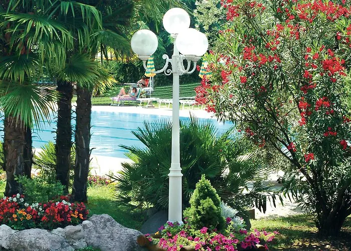 欧亚希公园酒店 加尔达